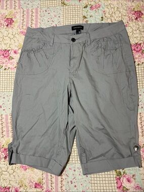 Ashley Stewart Light Gray Knee-Length Bermuda Shorts